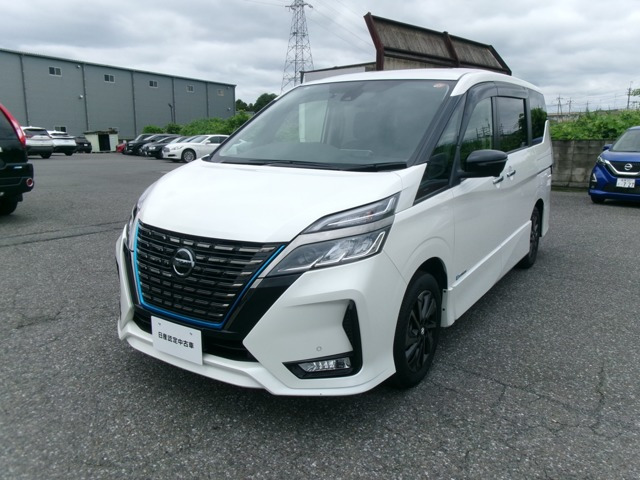 セレナ1.2 e-POWER ハイウェイスターV アーバンクロム
