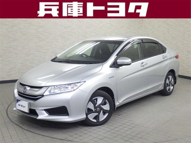 グレイス1.5 ハイブリッド LX