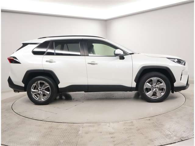RAV42.5 ハイブリッド G E-Four 4WD