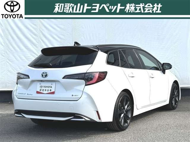 カローラツーリング1.8 ハイブリッド W×B