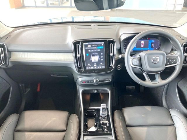 XC40アルティメット B4 AWD 4WD