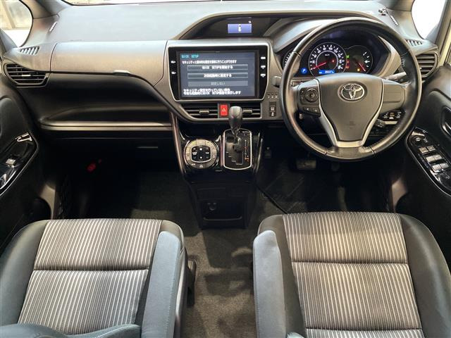 ヴォクシー2.0 ZS