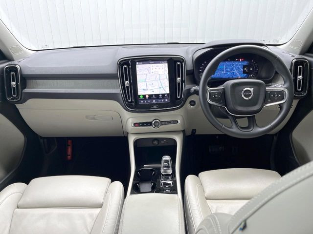 XC40アルティメット B4 AWD 4WD