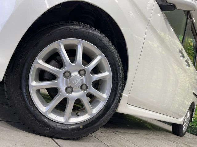 �y����14�C���`�A���~�z�C�[���z�O�ςɃ}�b�`���������A���~�z�C�[���𑕒����Ă���܂��B�e��ЊO�A���~�z�C�[����A�X�^�b�h���X�^�C�����戵�����Ă���܂��B���񂲑��k����������