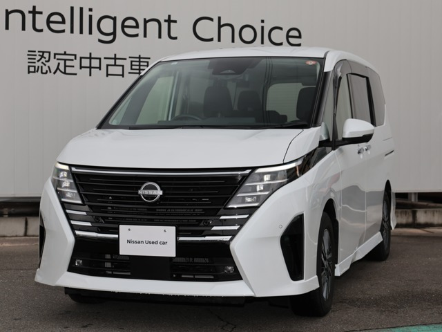 セレナ1.4 e-POWER ハイウェイスターV