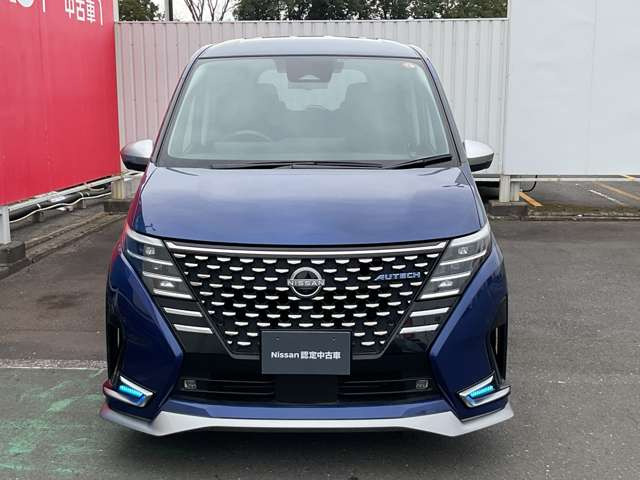 セレナ1.4 e-POWER AUTECH