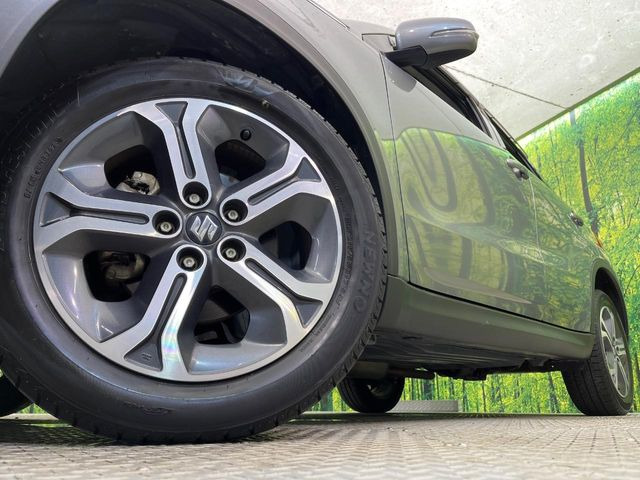 �y����17�C���`�A���~�z�C�[���z�O�ςɃ}�b�`���������A���~�z�C�[���𑕒����Ă���܂��B�e��ЊO�A���~�z�C�[����A�X�^�b�h���X�^�C�����戵�����Ă���܂��B���񂲑��k����������