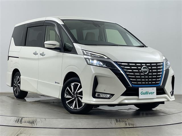 セレナ1.2 e-POWER ハイウェイスターV