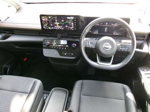 セレナ1.4 e-POWER ハイウェイスターV