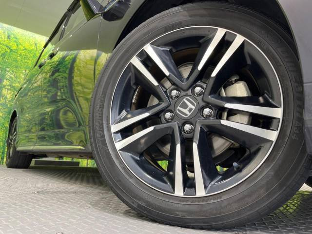 �y����17�C���`�A���~�z�C�[���z�O�ςɃ}�b�`���������A���~�z�C�[���𑕒����Ă���܂��B�e��ЊO�A���~�z�C�[����A�X�^�b�h���X�^�C�����戵�����Ă���܂��B���񂲑��k����������