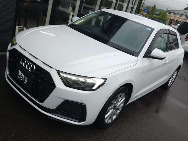 A1スポーツバック25 TFSI アドバンスド