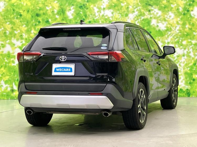 RAV42.0 アドベンチャー 4WD