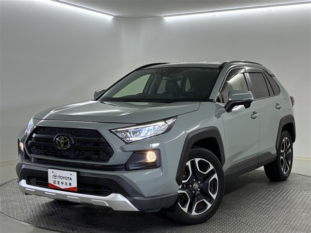 RAV42.0 アドベンチャー 4WD