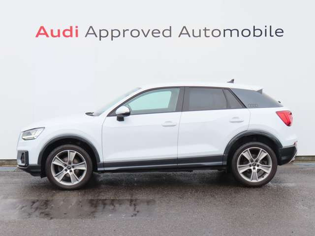 Q230 TFSI スポーツ