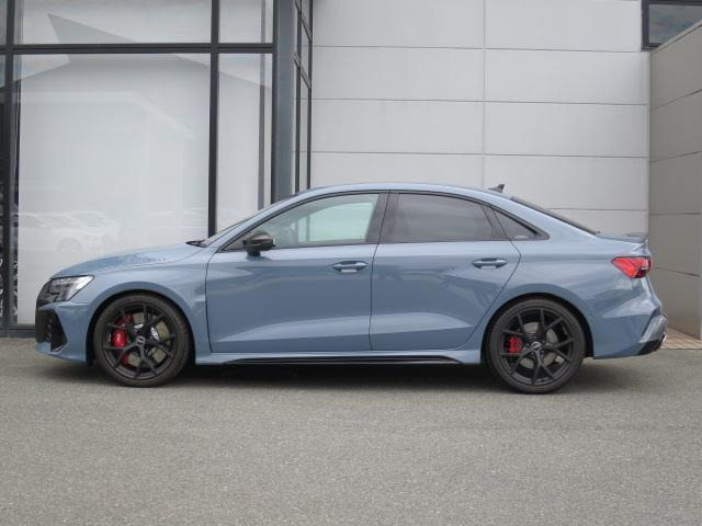 RS3セダン2.5 4WD