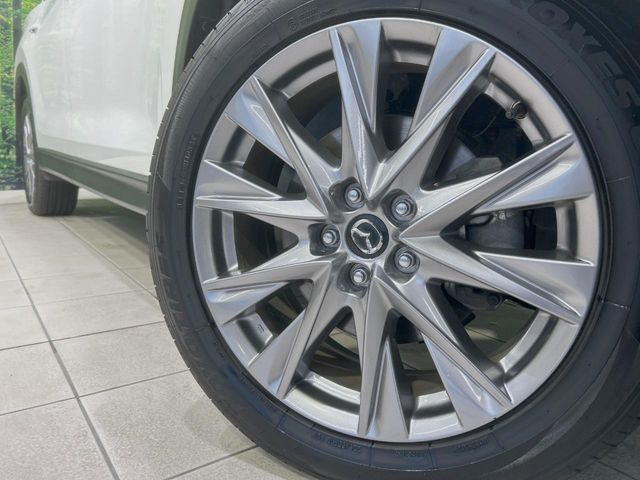 �y����19�C���`�A���~�z�C�[���z�O�ςɃ}�b�`���������A���~�z�C�[���𑕒����Ă���܂��B�e��ЊO�A���~�z�C�[����A�X�^�b�h���X�^�C�����戵�����Ă���܂��B���񂲑��k����������