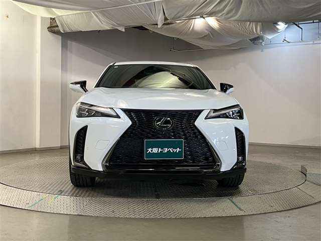 UX200 Fスポーツ