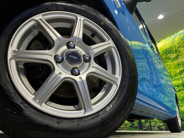 �y14�C���`�A���~�z�C�[���z�O�ςɃ}�b�`�����A���~�z�C�[���𑕒����Ă���܂��B�e��A���~�z�C�[����A�X�^�b�h���X�^�C�����戵�����Ă���܂��B���񂲑��k����������
