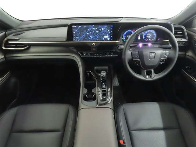 クラウンスポーツ2.5 Z E-Four 4WD