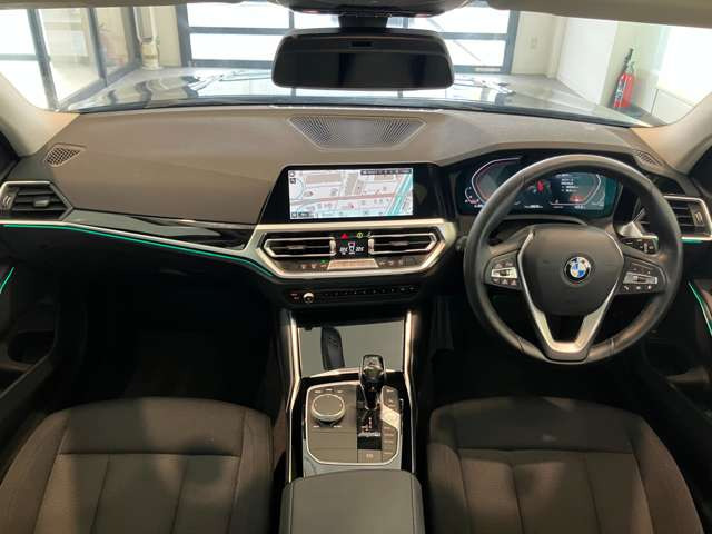 3シリーズツーリング318i