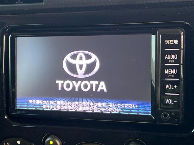 �y�����i�r�z�l�C�̏����i�r�𑕔����Ă���܂��B�i�r�̎g���₷���͂������A�I�[�f�B�I�@�\���[��!�L�����v�◷�s�͂������A�ʋ΂┃�����ȂǕ��i�̃h���C�u���y�����Ȃ�͂���