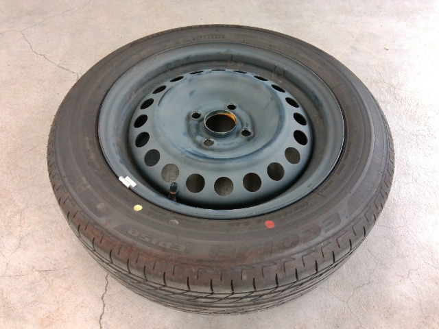 フィット1.5 ホーム 4WD