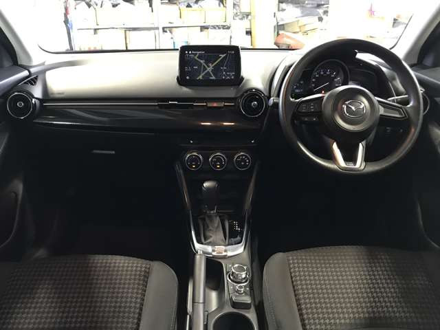 デミオ1.3 13S