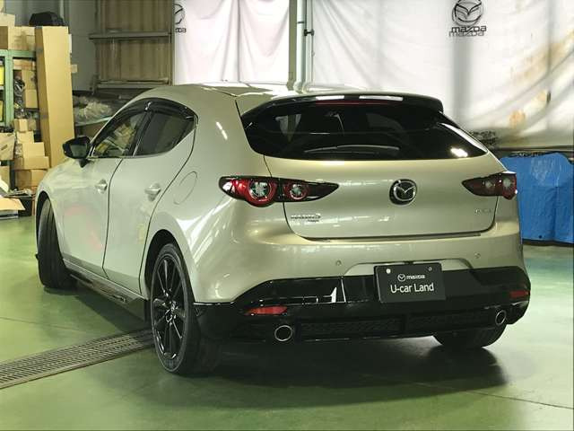 MAZDA3ファストバック1.5 15S ブラックトーンエディション 4WD