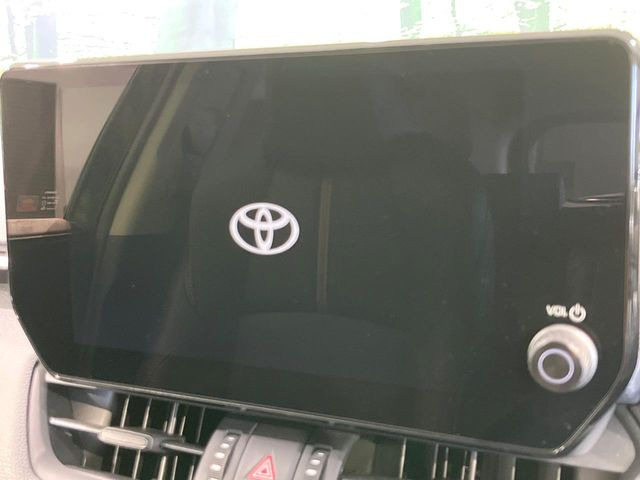 【10.5インチ ディスプレイオーディオ】大画面のディスプレイはAppleCarPlayやAndroidAutoが利用可能。大きな画面でスマホナビアプリ等が利用いただけます♪