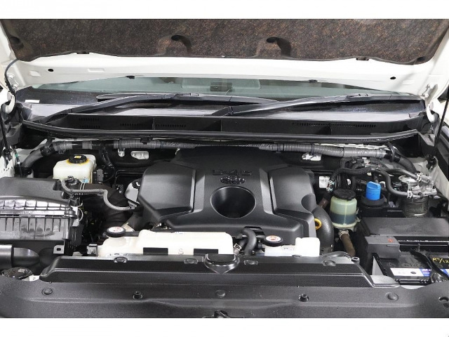 ランドクルーザープラド2.8 TX Lパッケージ ディーゼル 4WD