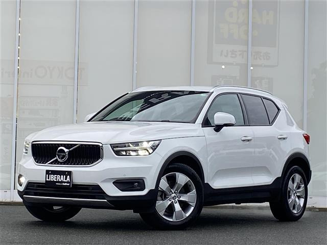 XC40B4 AWD モメンタム 4WD