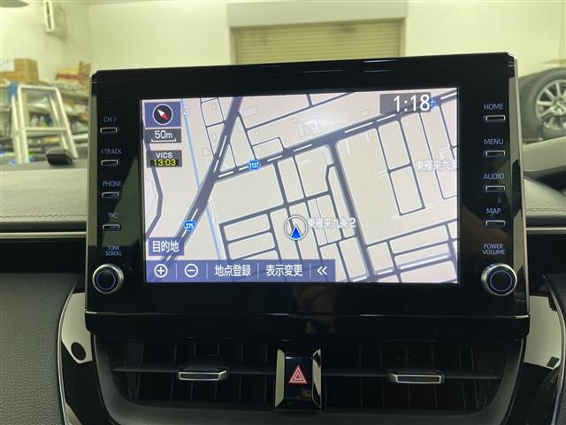 カローラ1.8 ハイブリッド W×B