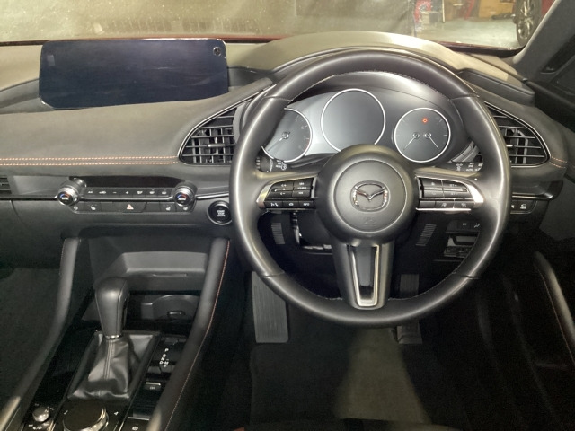 MAZDA3ファストバック1.5 15S レトロスポーツエディション