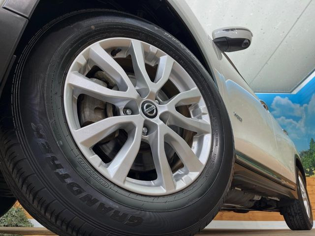 �y�����A���~�z�C�[���z�O�ςɃ}�b�`���������A���~�z�C�[���𑕒����Ă���܂��B�e��ЊO�A���~�z�C�[����A�X�^�b�h���X�^�C�����戵�����Ă���܂��B���񂲑��k����������