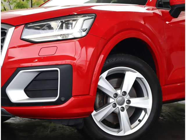 Q21.0 TFSI スポーツ