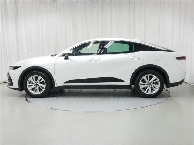 クラウンクロスオーバー2.5 G アドバンスト E-Four 4WD