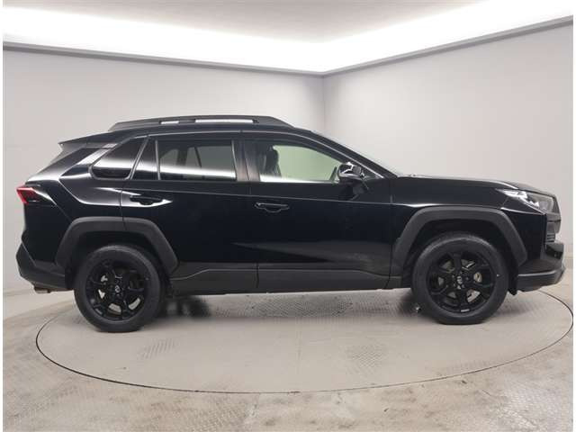 RAV42.0 アドベンチャー オフロードパッケージ 4WD