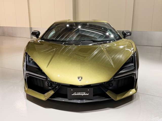 レヴエルト
