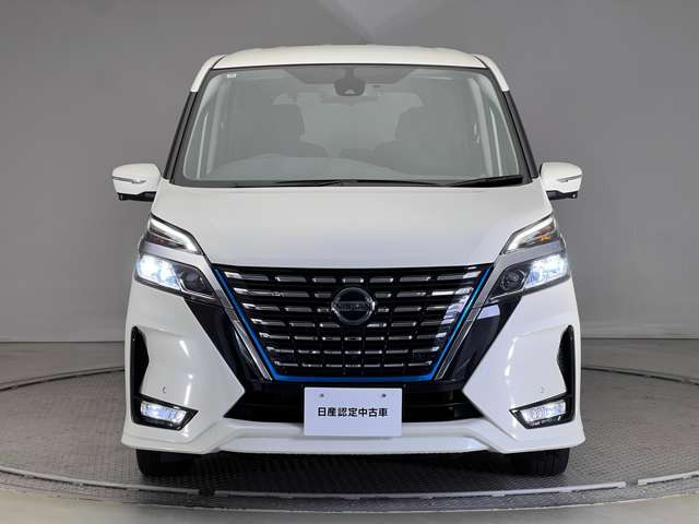 セレナ1.2 e-POWER ハイウェイスターV