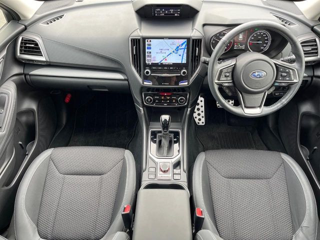 フォレスター2.0 アドバンス 4WD