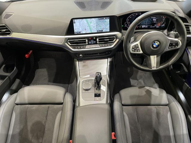3シリーズセダン320i Mスポーツ