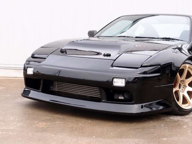 �l�C��180sx�^�C�vX�J�X�^���ԗ��̓���!�����X�[�p�[�u���b�N�O���F���x�[�X��HKS�ԍ����ACST17AW�A�t���G�A���A�O��I�[�i�[�t�F���_�[�ɉ����O��n�u5���ύX�ς݁B�󏭉��l�̍������ƂȂ�܂�