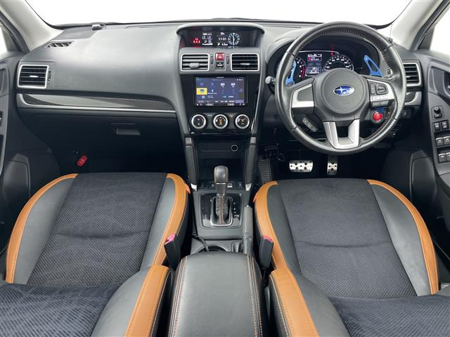 フォレスター2.0 エックスブレイク 4WD