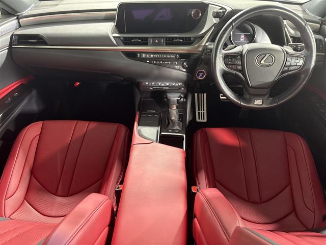ES300h Fスポーツ