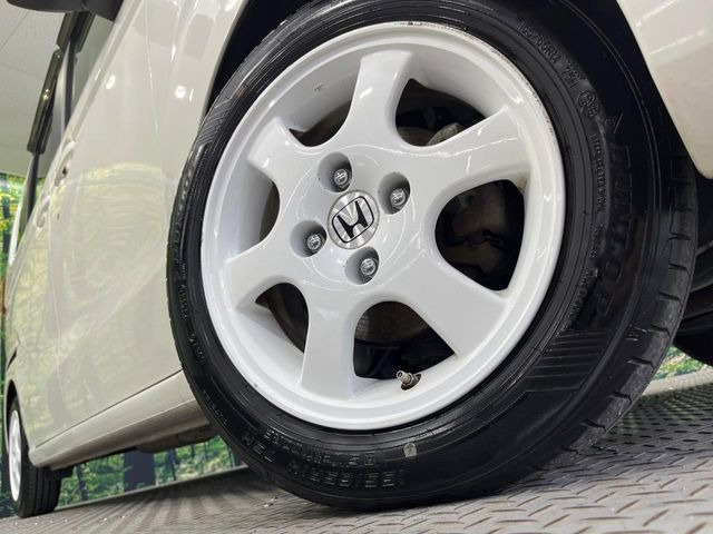 �y����14�C���`�A���~�z�C�[���z�O�ςɃ}�b�`���������A���~�z�C�[���𑕒����Ă���܂��B�e��ЊO�A���~�z�C�[����A�X�^�b�h���X�^�C�����戵�����Ă���܂��B���񂲑��k����������