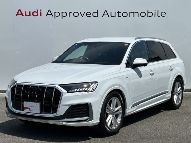 Q755 TFSI クワトロ Sライン 4WD