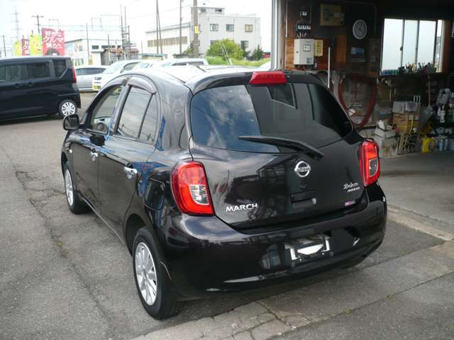 マーチ1.2 ボレロ 4WD