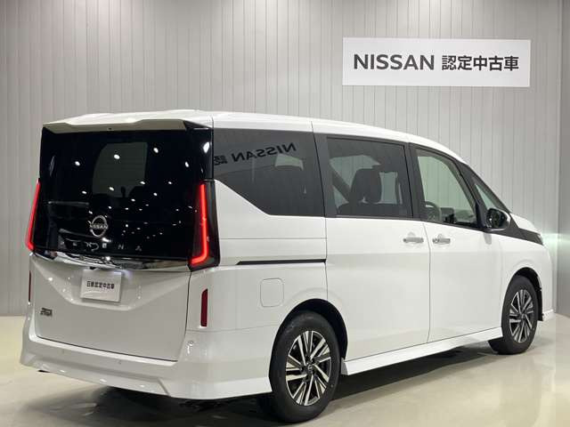セレナ2.0 ハイウェイスターV