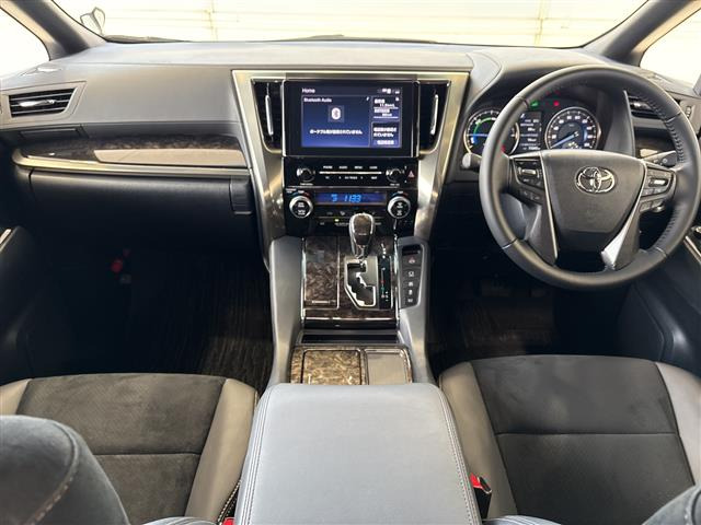 アルファードハイブリッド 2.5 S タイプゴールドIII E-Four 4WD