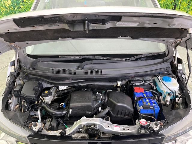 親切・丁寧な専門メカニックスタッフが応対!・車検・点検整備・事故等の修理などアフターサービスも安心。お車のカスタマイズもネクステージのサービススタッフまでご相談ください!